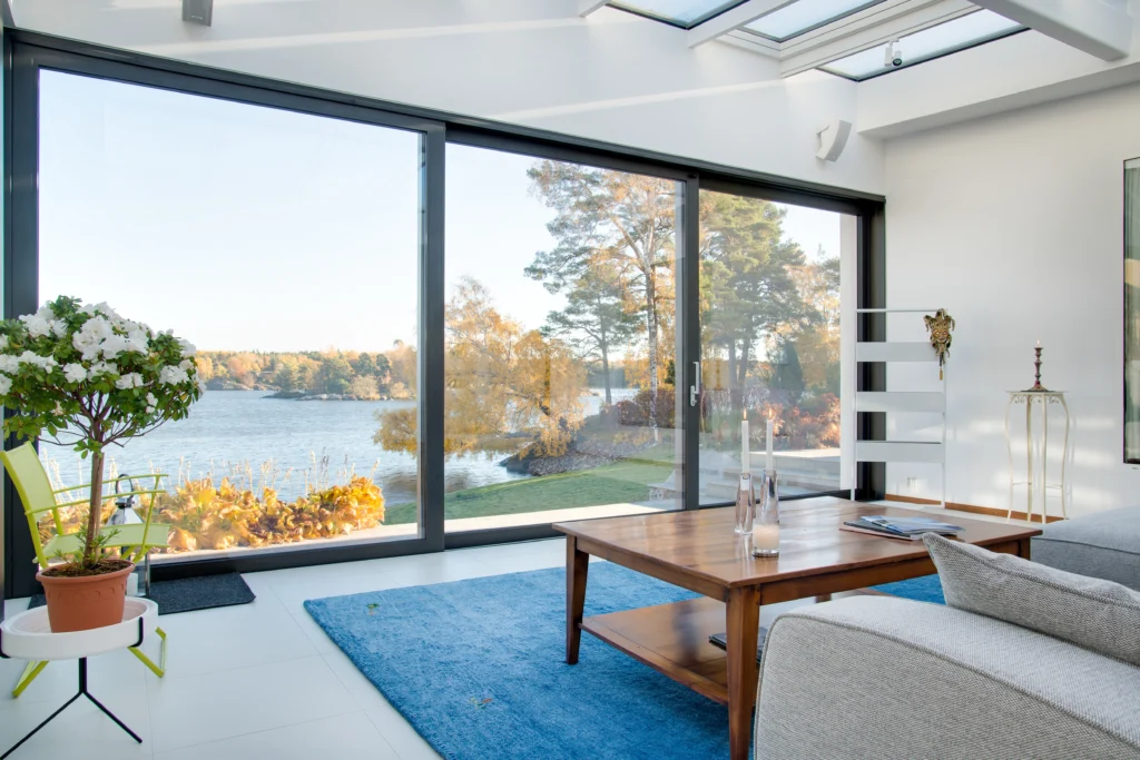 clean residential windows in Manotick Ottawa